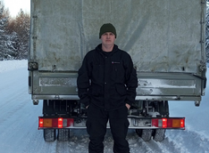Сергей Логинов управляет транспортным средством на «отлично»